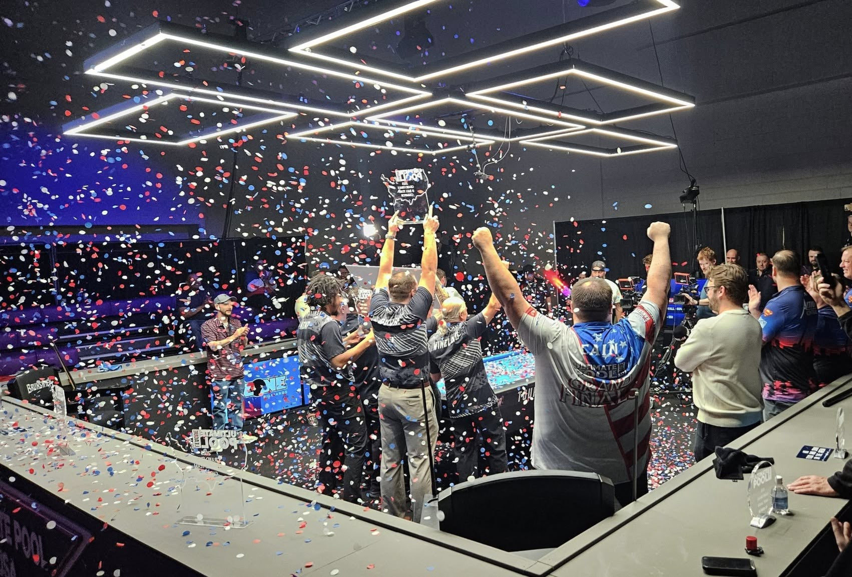 100k winners from the back.jpg